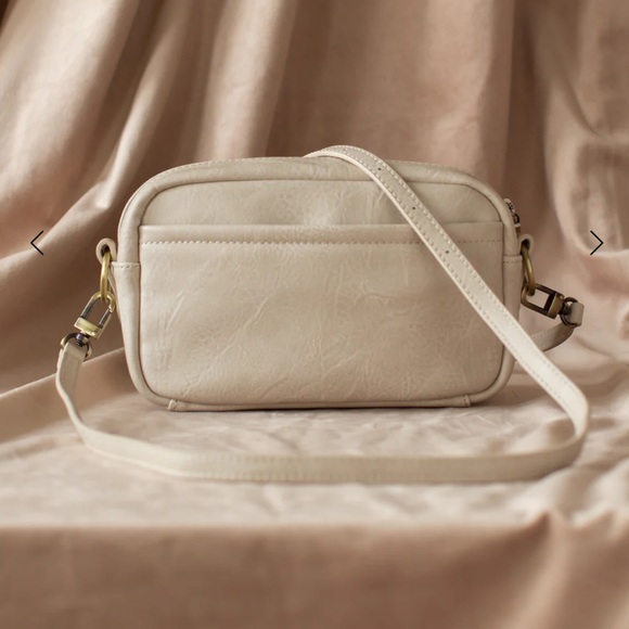 Azaria Mini Camera Bag - Picture 4 of 7